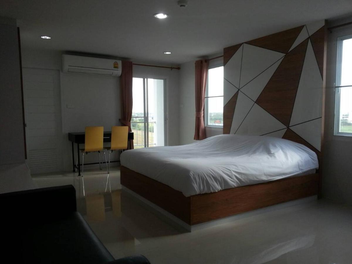 The Seasons Aparthotel Патум Тани Екстериор снимка