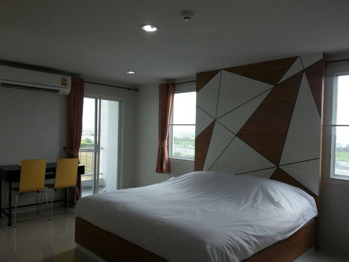 The Seasons Aparthotel Патум Тани Екстериор снимка