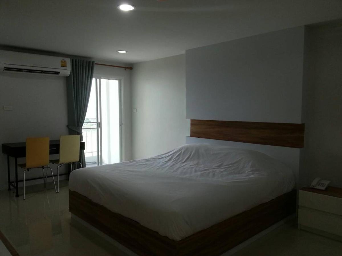 The Seasons Aparthotel Патум Тани Екстериор снимка