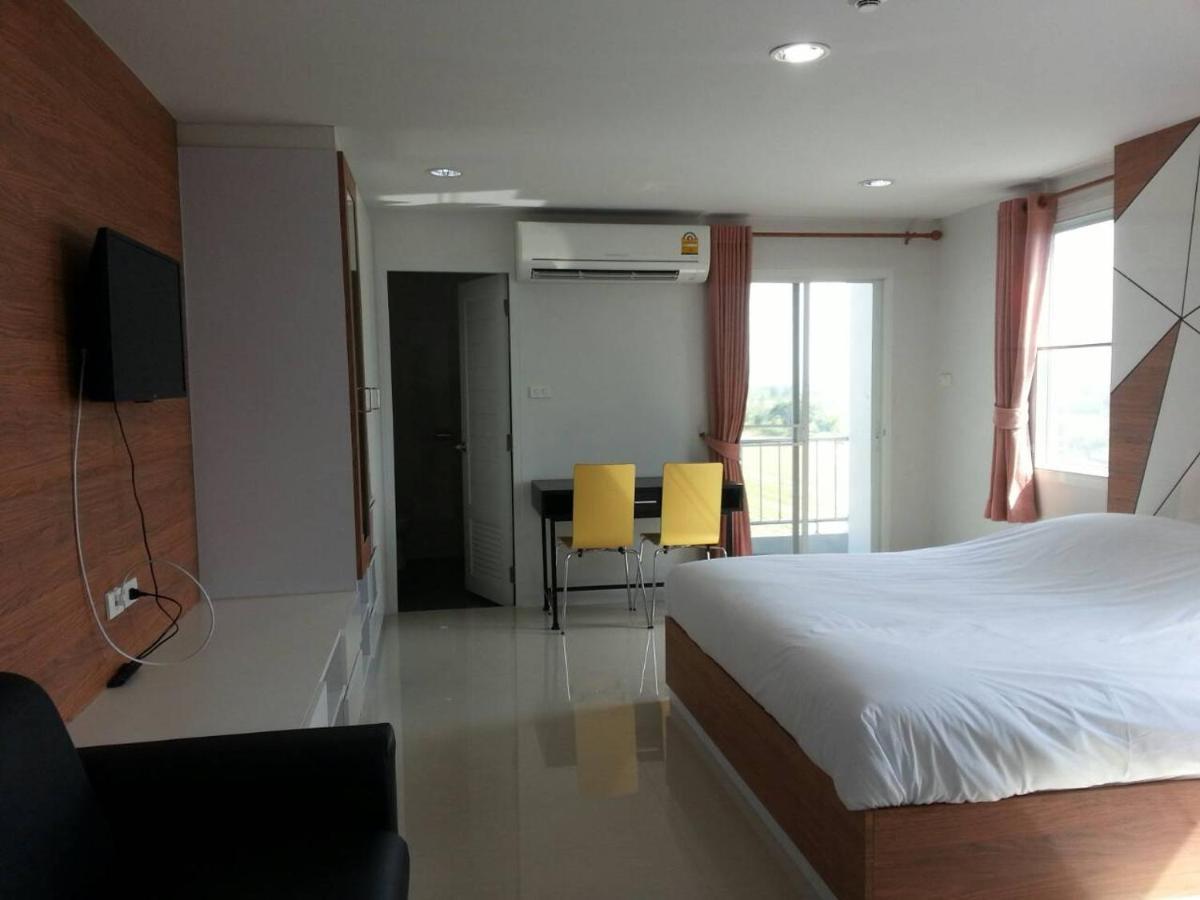 The Seasons Aparthotel Патум Тани Екстериор снимка